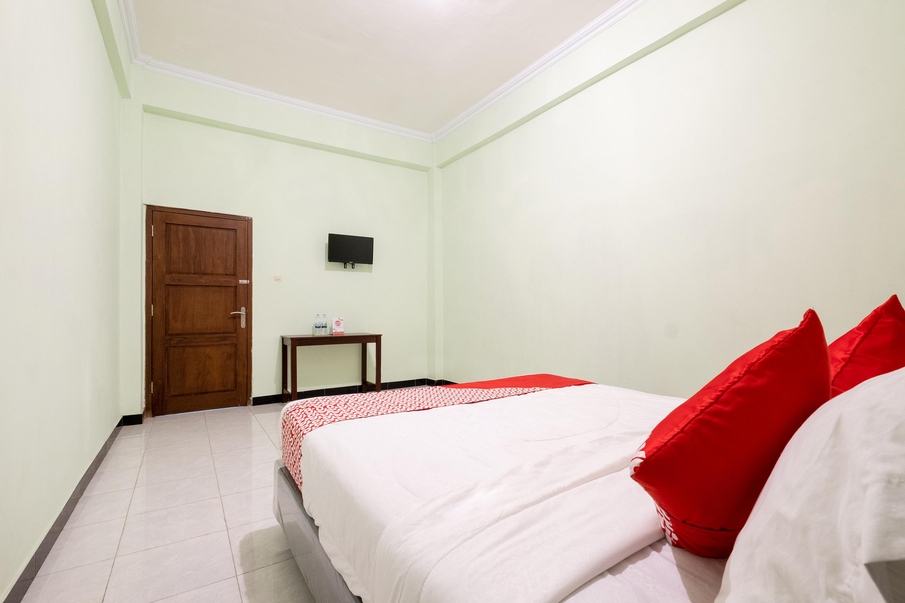โอโย 2634 กรียา บิโรโว Hotel Wonosari ภายนอก รูปภาพ