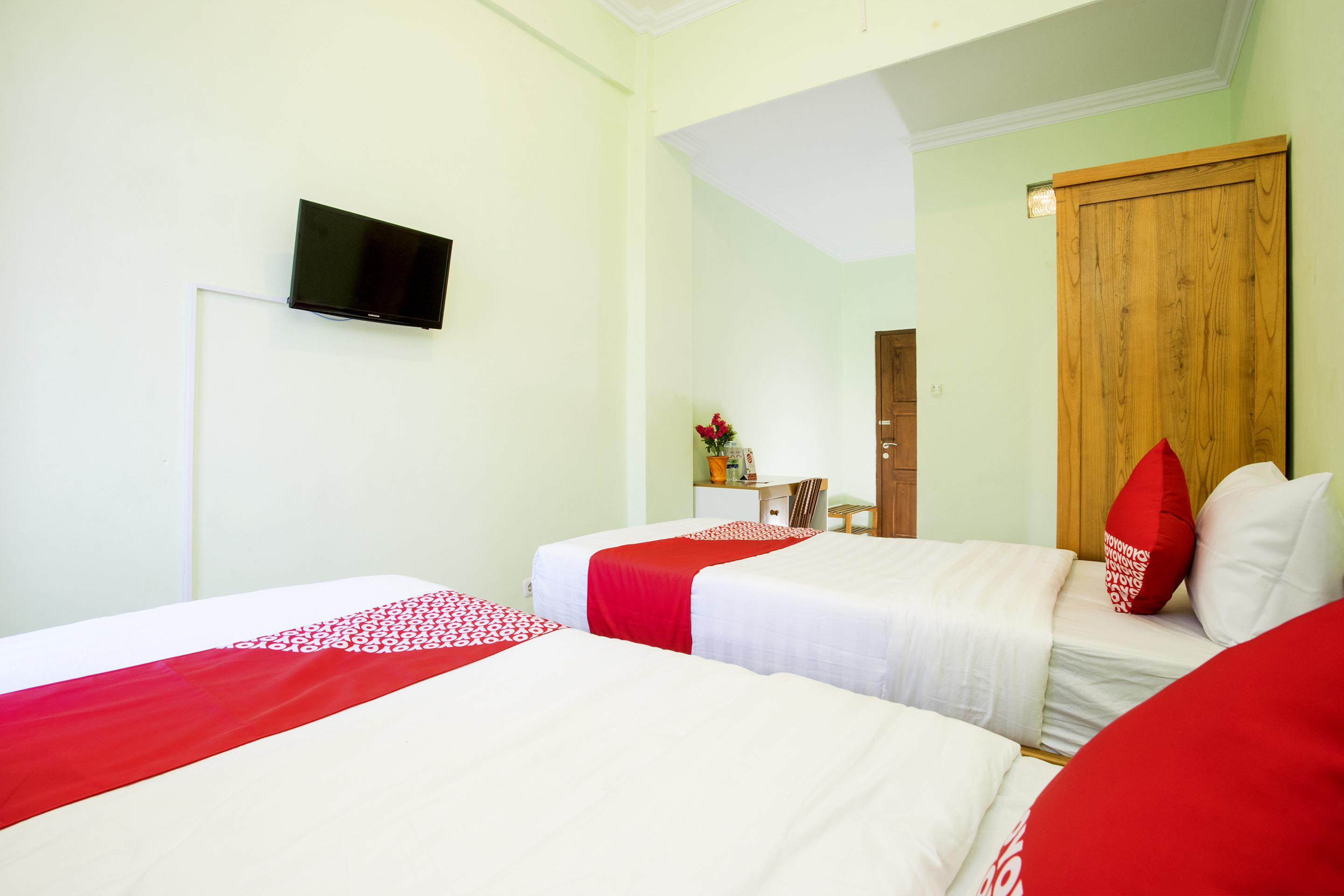 โอโย 2634 กรียา บิโรโว Hotel Wonosari ภายนอก รูปภาพ