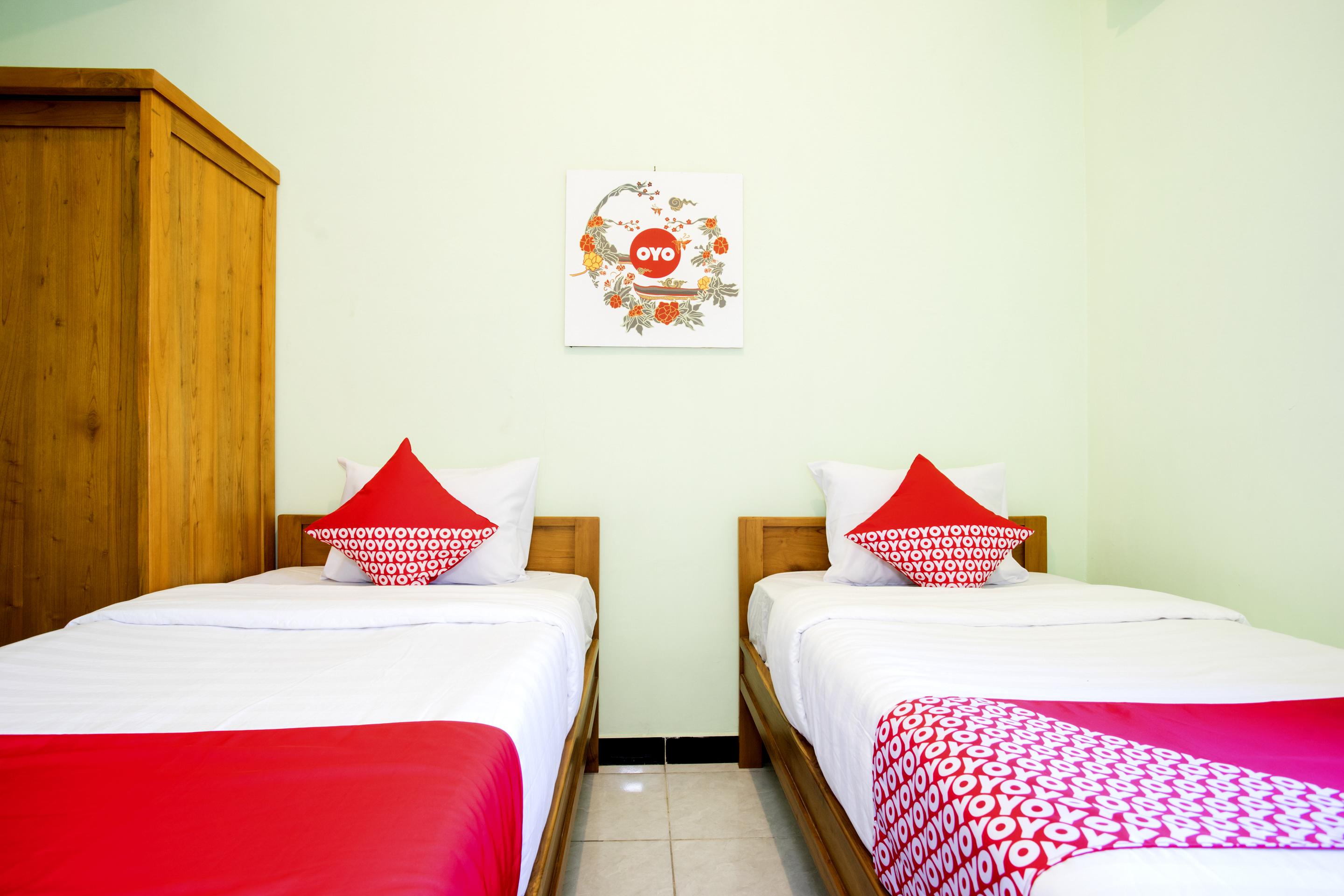 โอโย 2634 กรียา บิโรโว Hotel Wonosari ภายนอก รูปภาพ