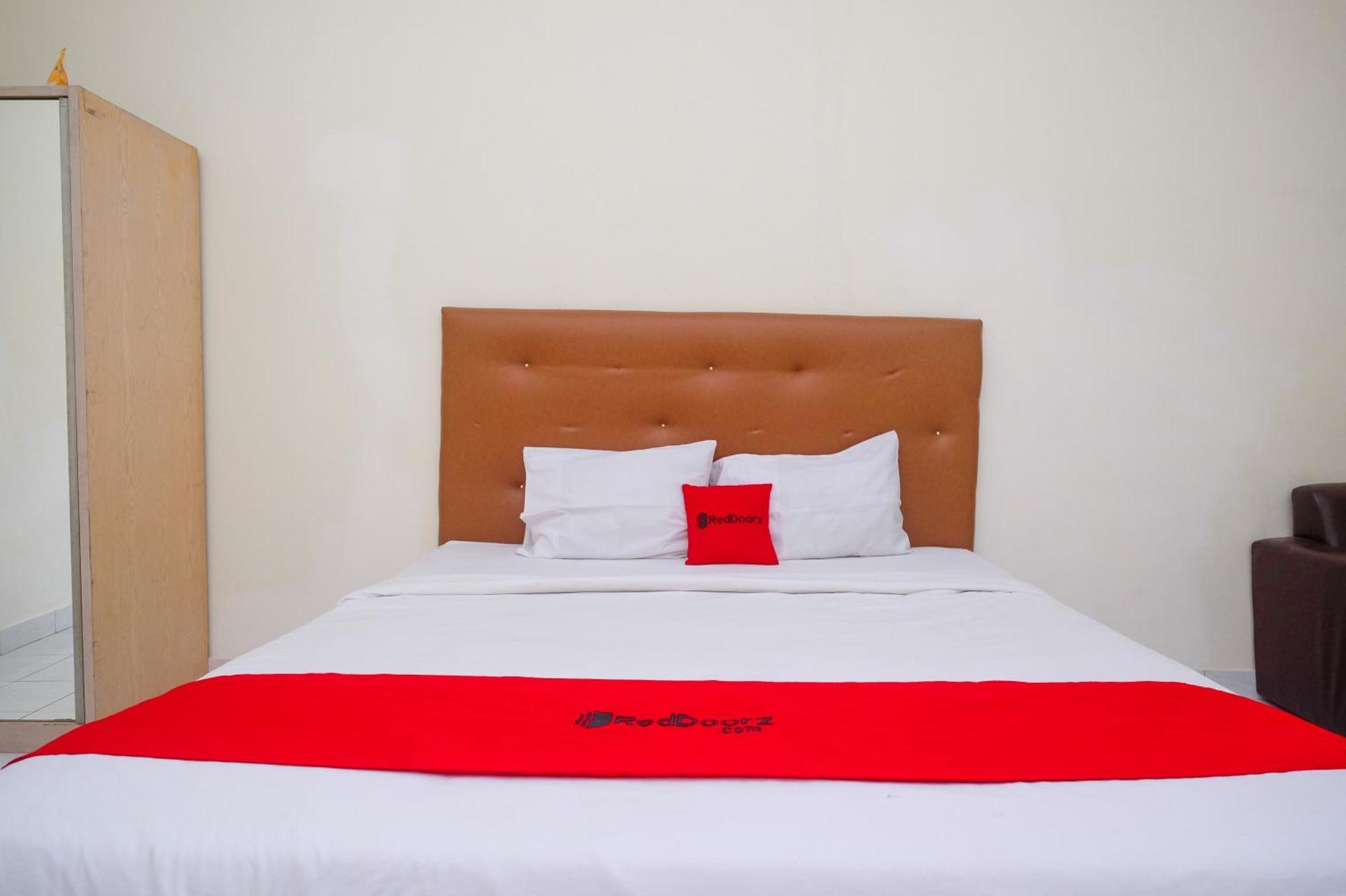 โอโย 2634 กรียา บิโรโว Hotel Wonosari ภายนอก รูปภาพ